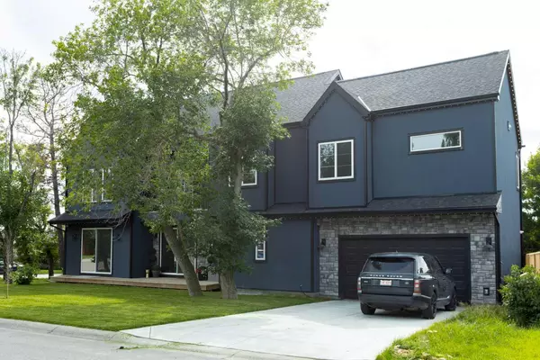 Airdrie, AB T4B 0B4,116 Centre AVE NE