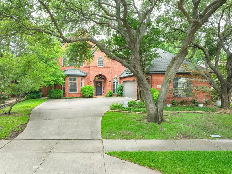 2903 Moss Creek Court, Mckinney, TX 75072