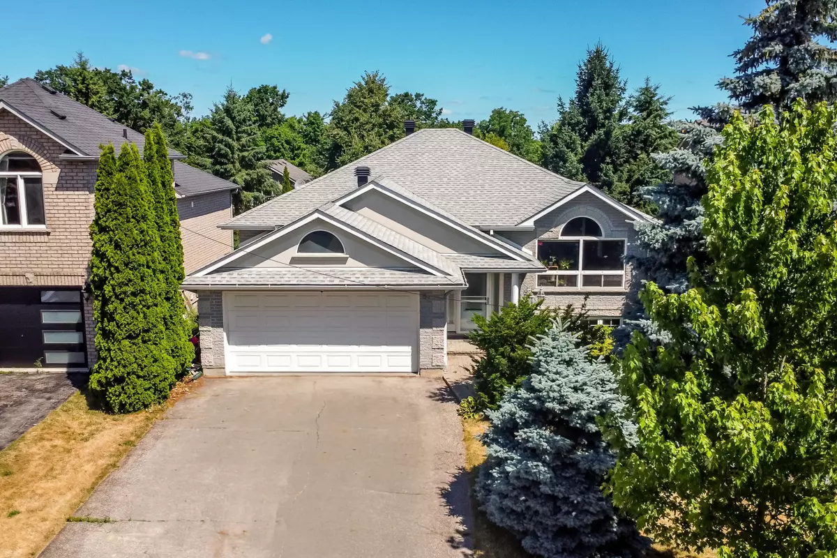Barrie, ON L4N 9K2,55 Bloxham PL