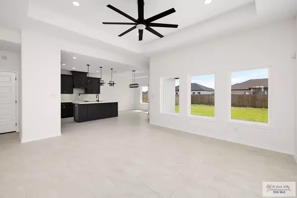 La Feria, TX 78559,405 BROOKS CIRCLE NORTH