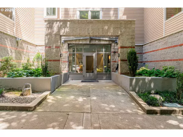 205 S MONTGOMERY ST #401B, Portland, OR 97201
