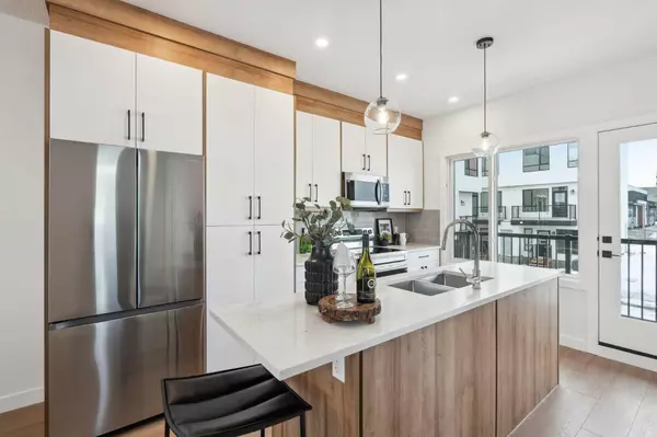 235 sage hill Rise NW, Calgary, AB t3r0z8