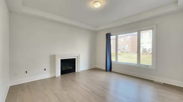 Richmond Hill, ON L4E 1A2,28 Tipp DR