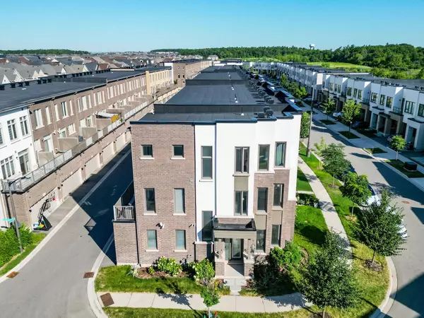 3128 Mintwood CIR, Oakville, ON L6H 7C3