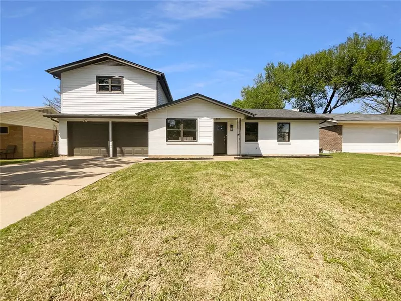 612 Pauline Street, Euless, TX 76040