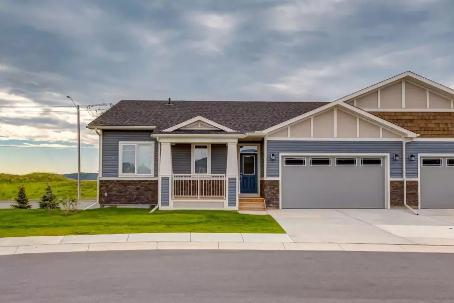 20 Silverado Crest PARK SW #220, Calgary, AB T2X 4L3