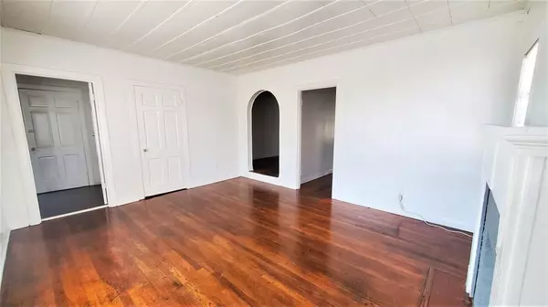 Fort Worth, TX 76111,2801 Primrose Avenue #2803