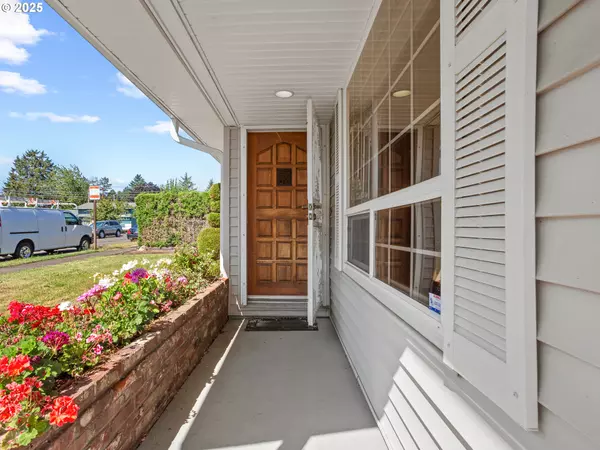 Portland, OR 97230,16515 NE EVERETT CT