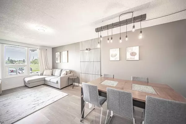Calgary, AB T1Y5N8,64 Templeby WAY NE