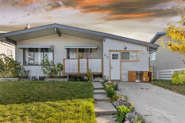 632 55 ST SE, Calgary, AB T2A 3R6