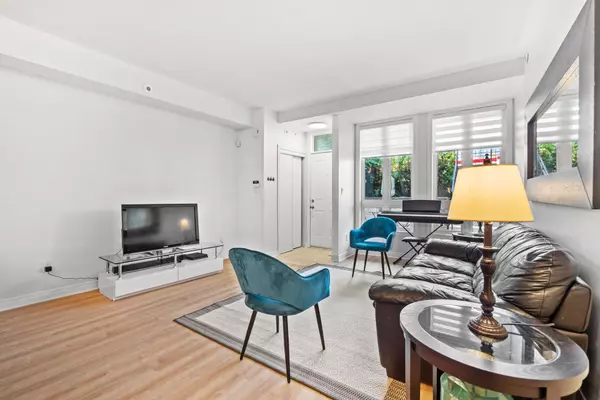Toronto C13, ON M4A 2Y4,1837 Eglinton AVE E #113