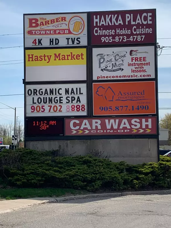 Halton Hills, ON L7G 4B5,360 Guelph ST #45/51-9