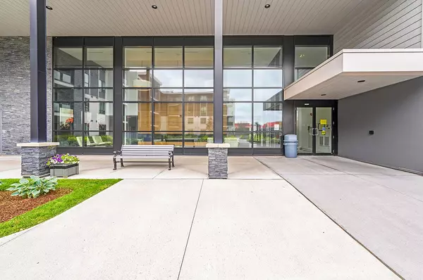 Mississauga, ON L5L 1W8,3170 Erin Mills Pkwy #129