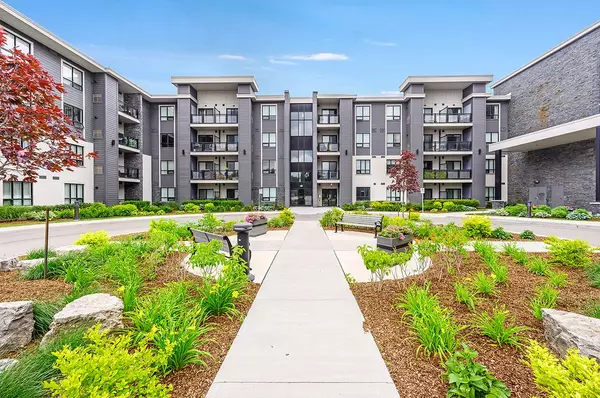 Mississauga, ON L5L 1W8,3170 Erin Mills Pkwy #129