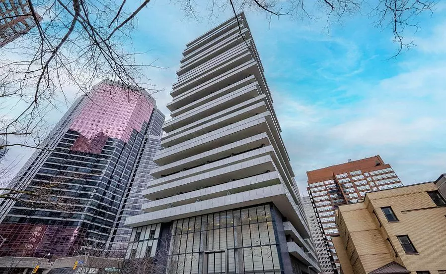57 St Joseph ST #615, Toronto C01, ON M5S 0C5