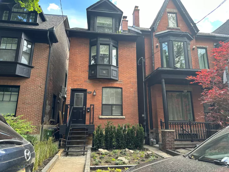 37 Grant ST, Toronto E01, ON M4M 2H6