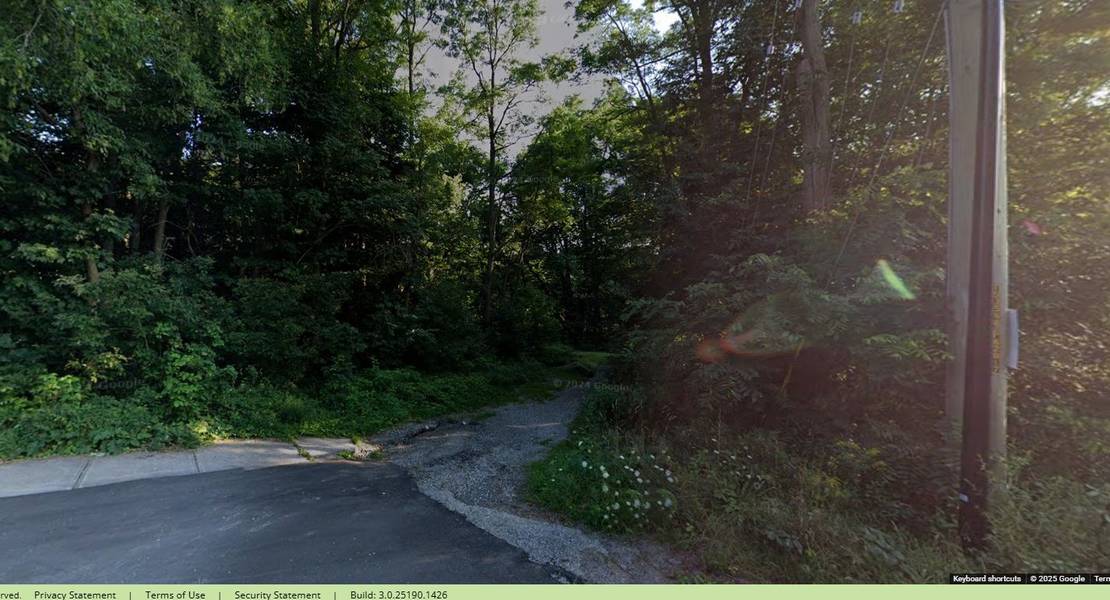 00 James ST, Gravenhurst, ON P1P 1J7