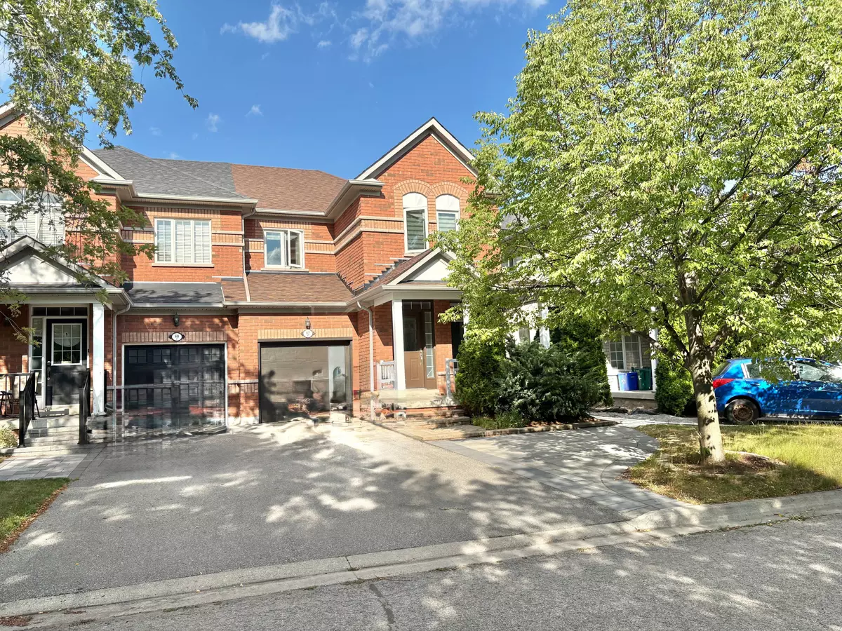Aurora, ON L4G 7X9,82 Limeridge ST