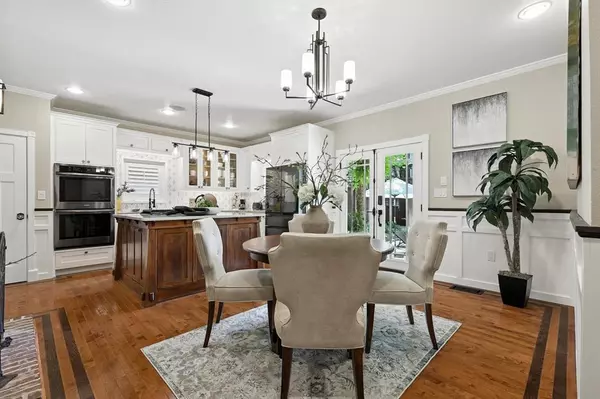 Dallas, TX 75219,4423 Vandelia Street