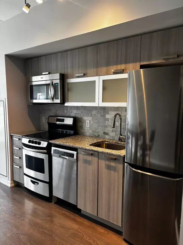 Toronto C01, ON M6J 0A2,68 Abell ST #620
