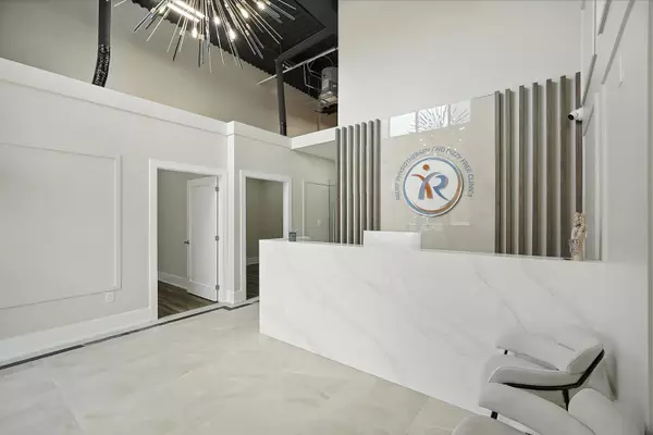 Oshawa, ON L1L 0N8,462 Taunton RD W #25 - Office 2