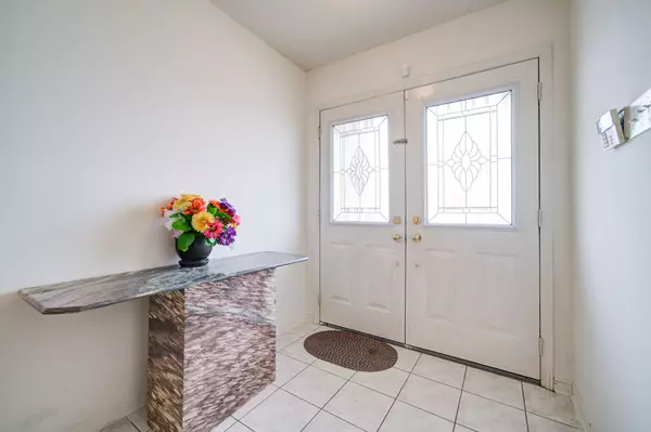 Vaughan, ON L4J 8M6,163 Sassafras CIR