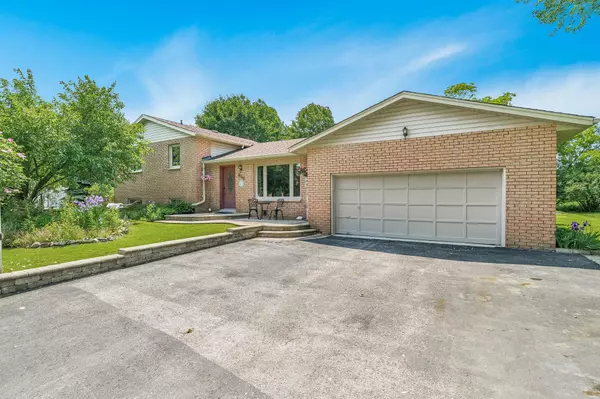 Innisfil, ON L0L 1K0,856 Church DR