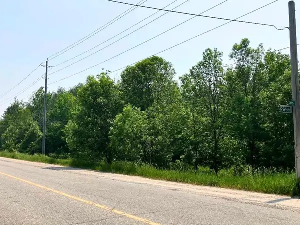 Orillia, ON L3V 6H1,2925 Old Barrie RD E