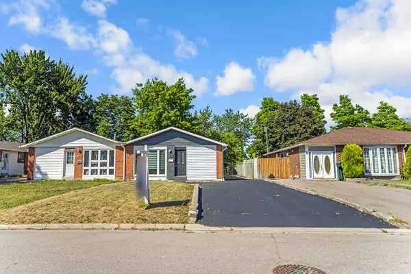 16 Drake BLVD, Brampton, ON L6T 3K9
