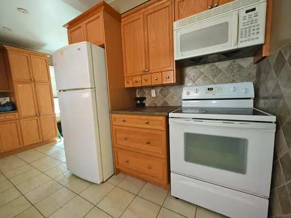 Mississauga, ON L5N 4V5,3009 Olympus Mews