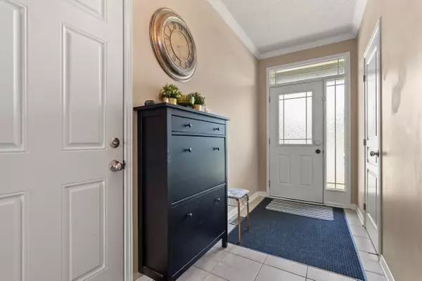 Kanata, ON K2M 0G7,1527 Carronbridge CIR