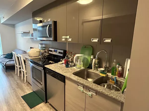 Waterloo, ON N2L 0H5,250 Albert ST #505