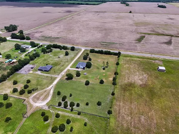Bonham, TX 75418,265 County Road 3055
