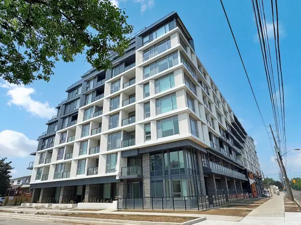 556 Marlee AVE #105, Toronto W04, ON M6B 0B1