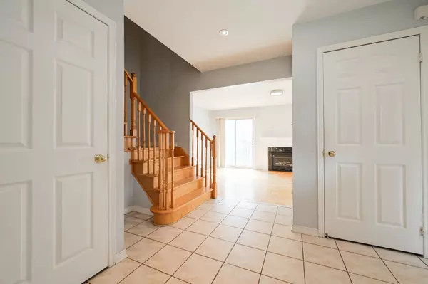 Brampton, ON L6P 1T4,138 Zia Dodda CRES