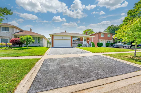Mississauga, ON L5A 1E7,346 Chantenay DR