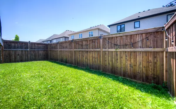 Kitchener, ON N2P 0C5,362 Moorlands CRES