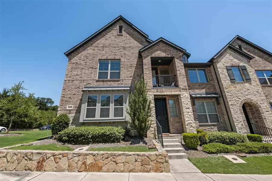 1338 Casselberry Drive, Flower Mound, TX 75028