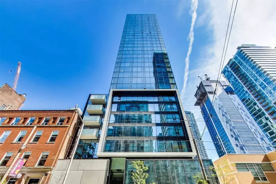 11 Charlotte ST #601, Toronto C01, ON M5V 2H5