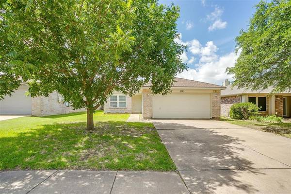 2123 Cedar Park Drive, Forney, TX 75126