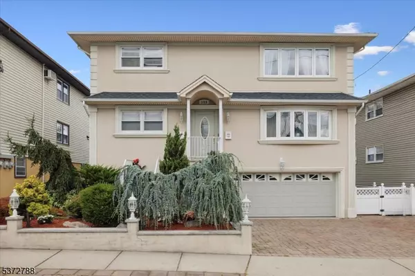103 Maitland Pl, Garfield City, NJ 07026