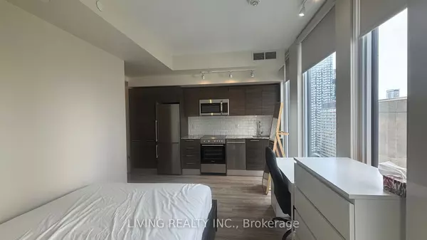 Toronto C08, ON M4Y 0C4,28 Wellesley ST E #2501