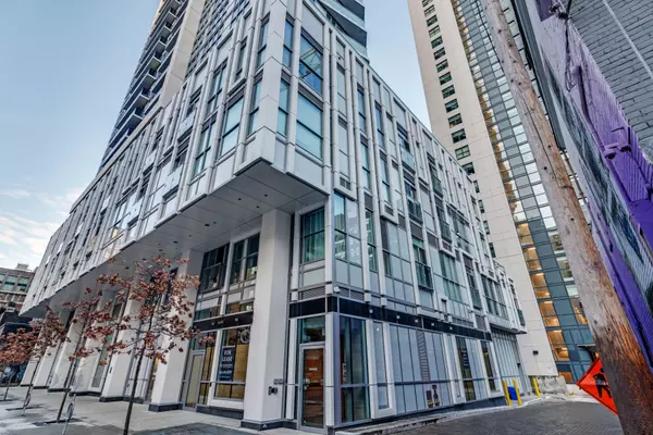 Toronto C08, ON M5B 0B9,77 Mutual ST #306