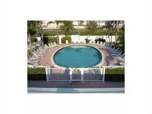 Fort Lauderdale, FL 33334,6260 NE 18th Ave #711