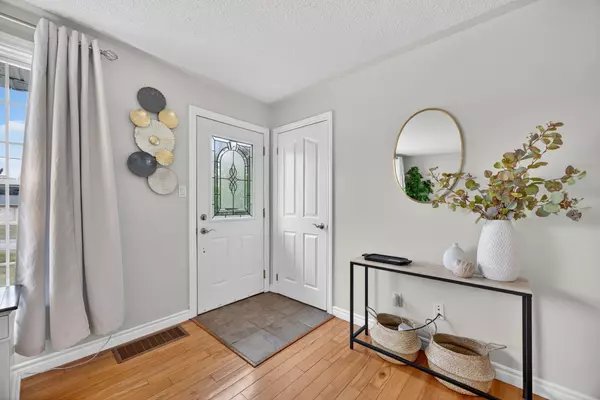 Innisfil, ON L9S 2J9,3114 Poplar RD