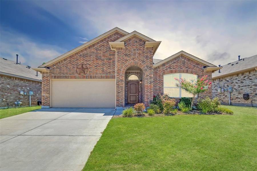313 Oakbluff Drive, Denton, TX 76210