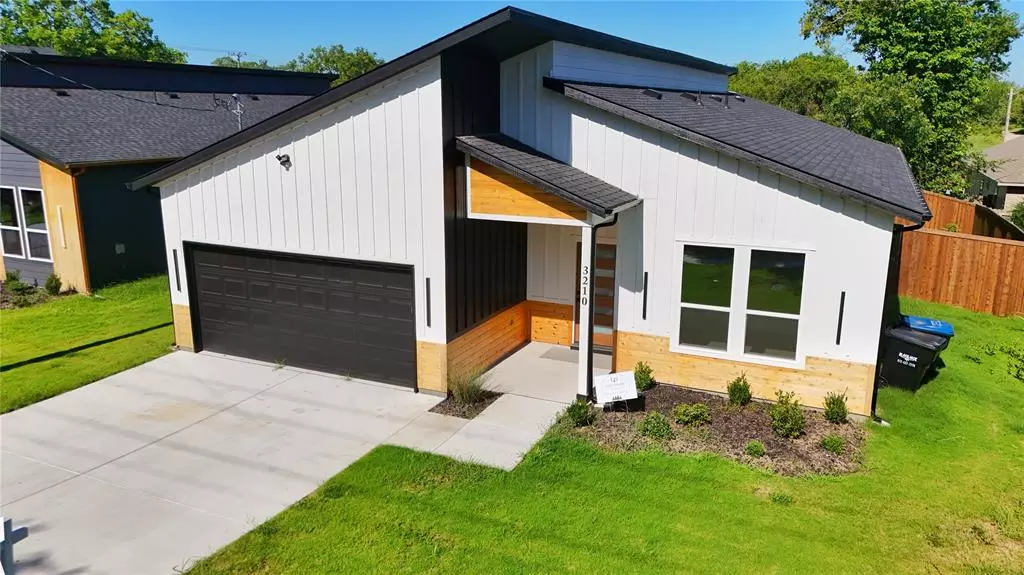 3210 Houston Street, Greenville, TX 75401