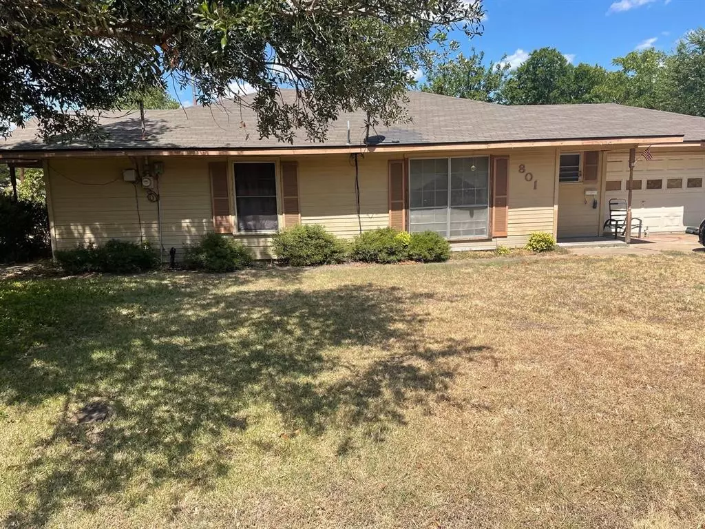 Ennis, TX 75119,801 E Milam Street