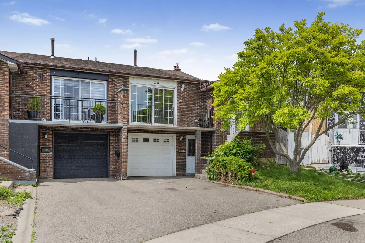 Brampton, ON L6V 3N3,36 Elderwood PL