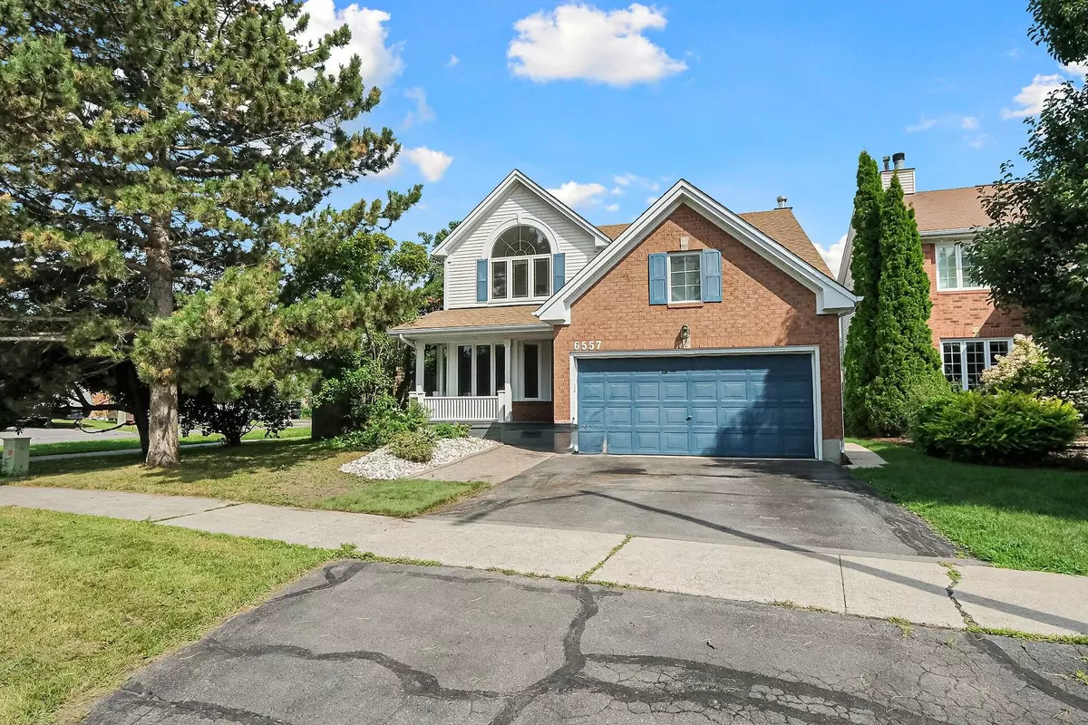 Orleans - Convent Glen And Area, ON K1C 7H1,6557 Morningview ST